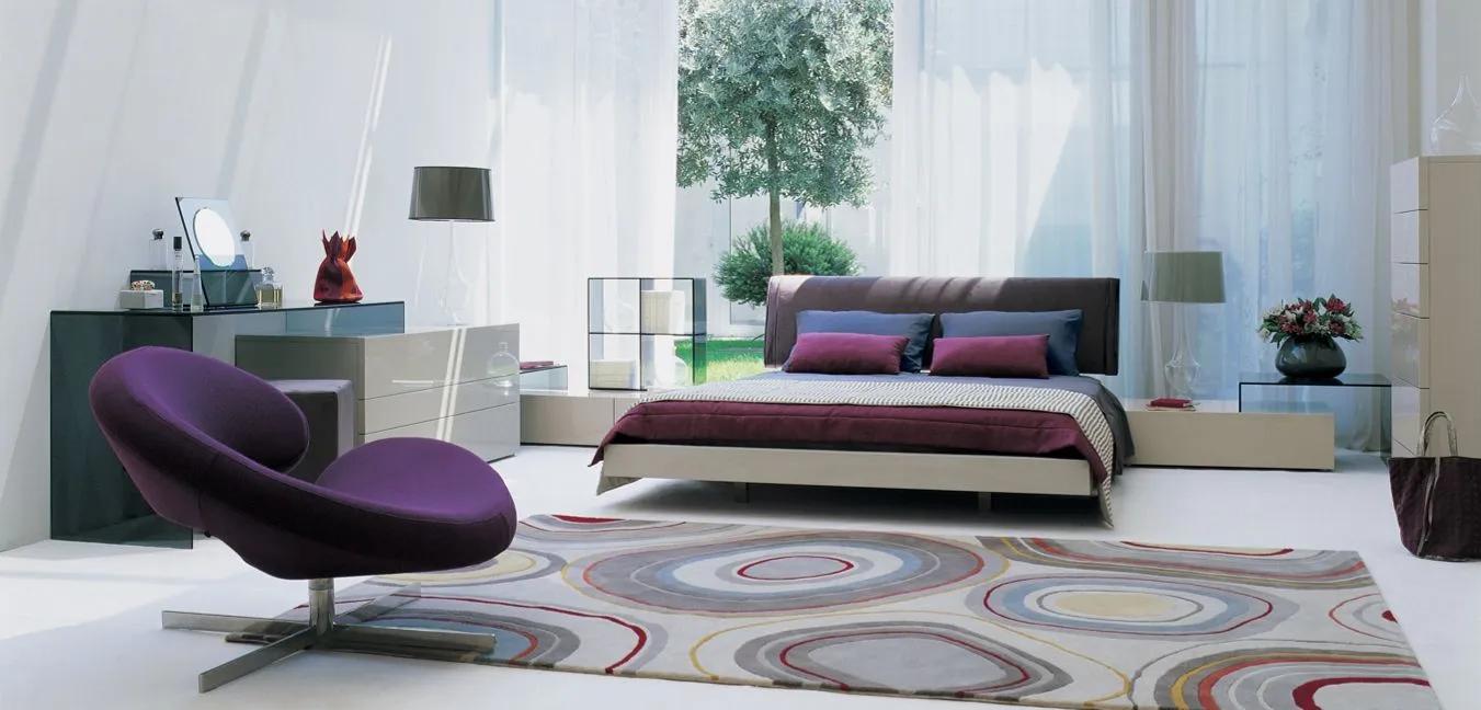 REFLET BEDSIDE TABLE