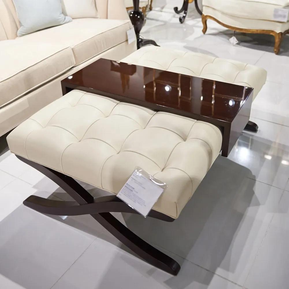 FRENCH CONNECTION 坐榻