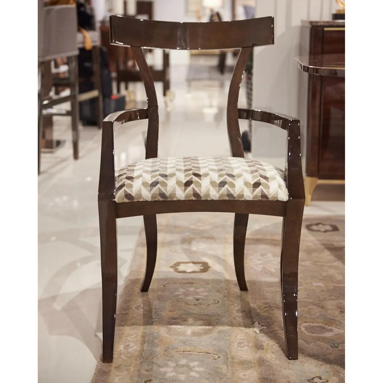 HURTADO 扶手餐椅 2