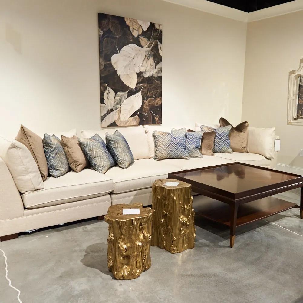 Small Yew Trunk 边几