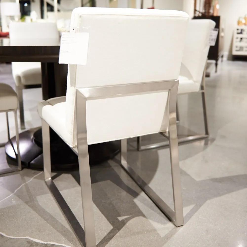 Iris Stainless 餐边椅