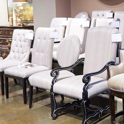 CENTURY CITY 餐边椅