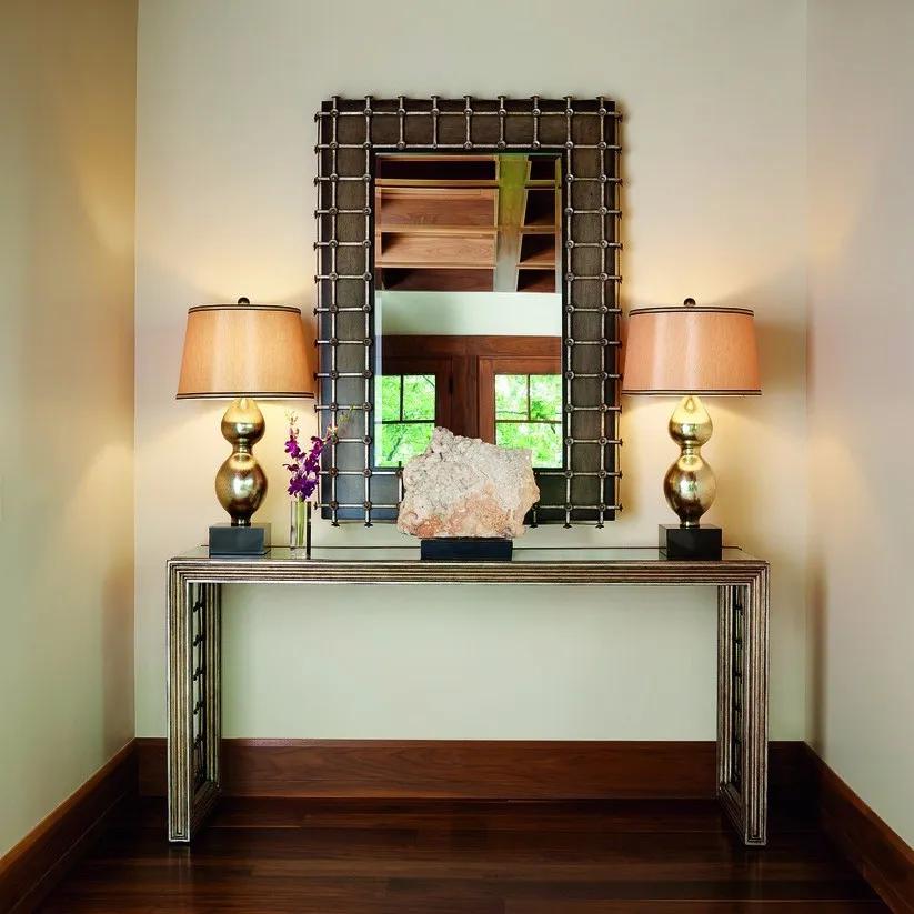 CROSS CHANNEL 边桌