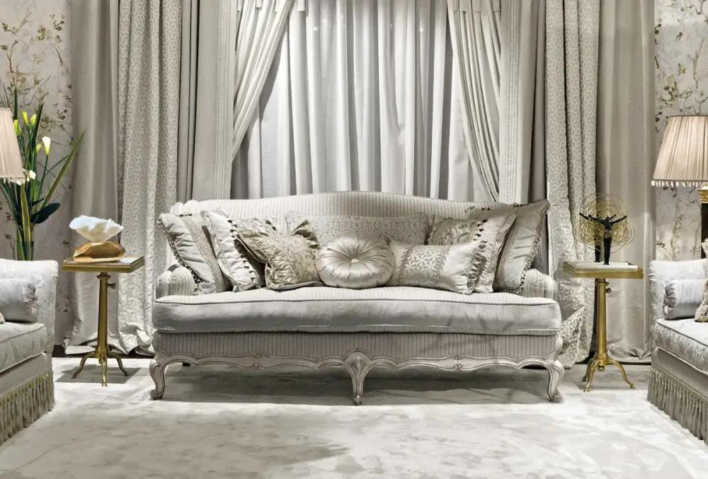 Madlene dormeuse with right arm