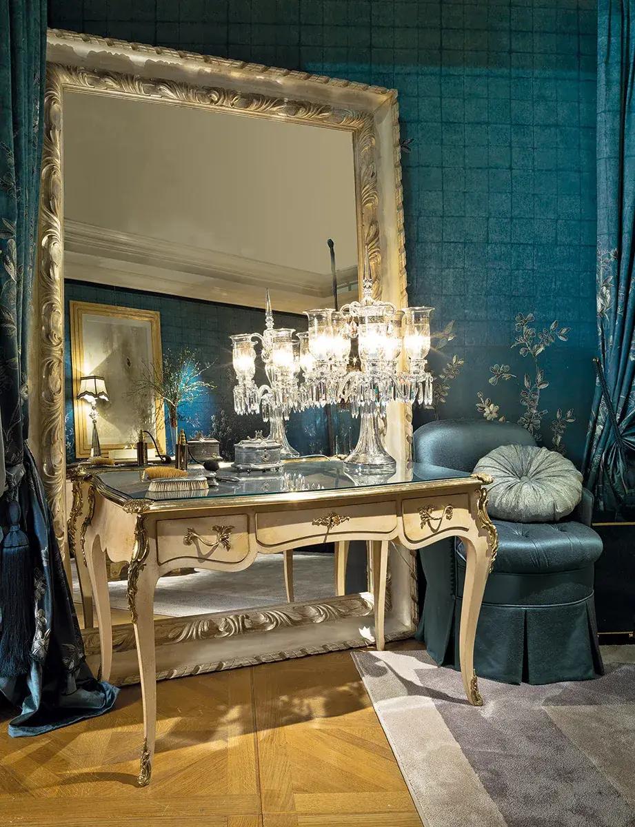 Chest of drawers with marble top