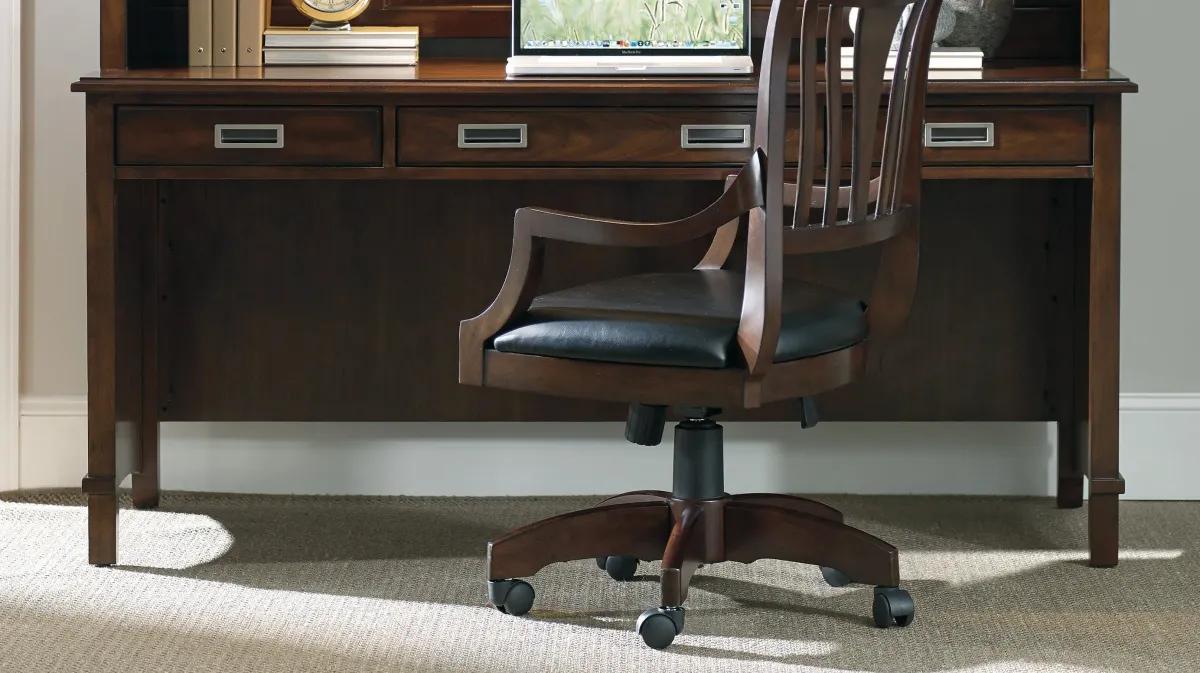 Hooker Furniture Home Office Latitude 66 inch Desk