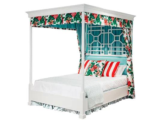 Tuxedo Park Poster Bed with Canopy, Queen
