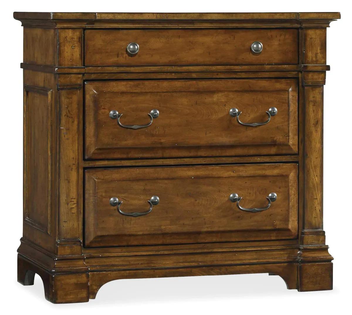 Hooker Furniture Bedroom Tynecastle Bachelors Chest