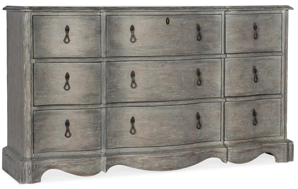 Hooker Furniture Bedroom Beaumont Nine-Drawer Dresser
