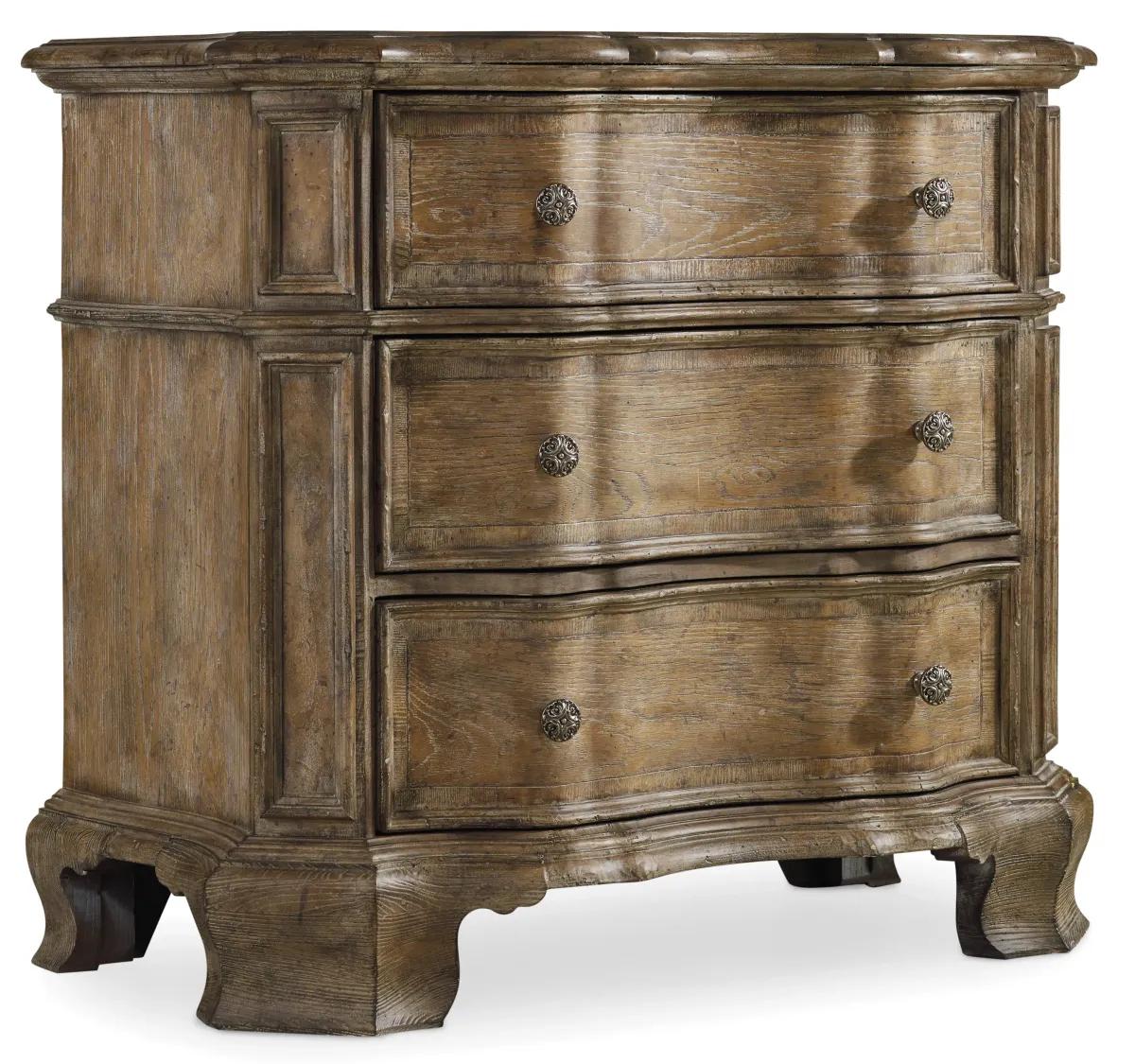Hooker Furniture Bedroom Solana Three-Drawer Bachelors Chest