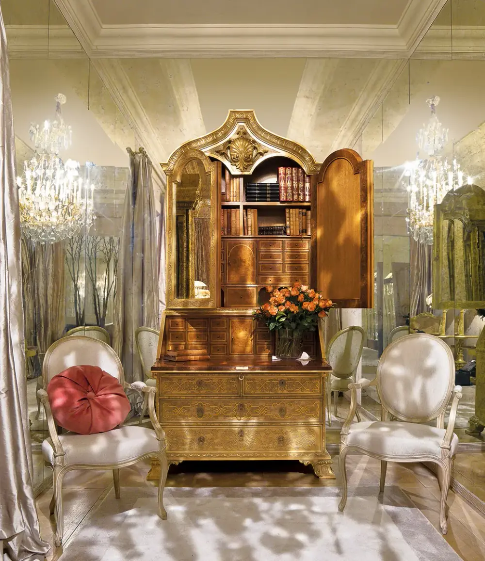 Round table with inlays