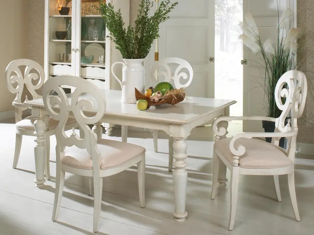 可调高低式餐桌