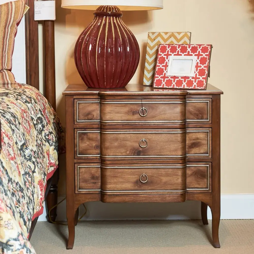 HENREDON 床头柜 2