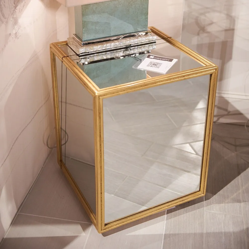 Bernhardt Jet Set 边几