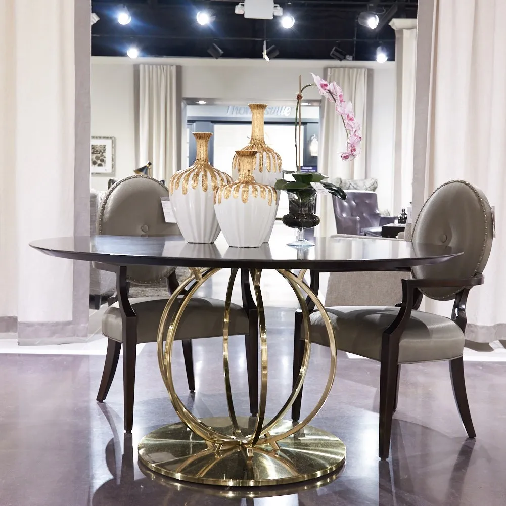 Bernhardt Jet Set 圆餐桌