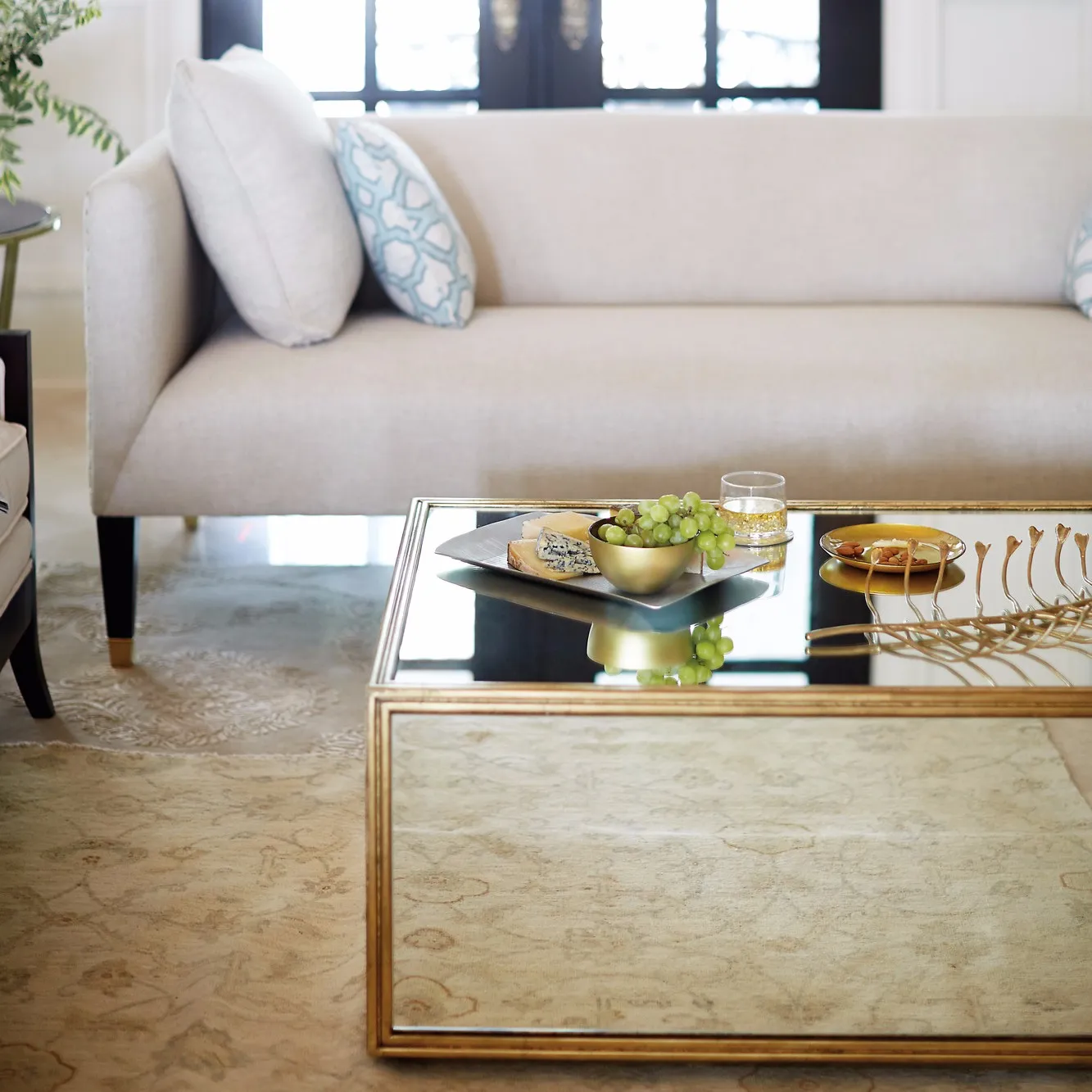 Jet Set Cocktail Table 