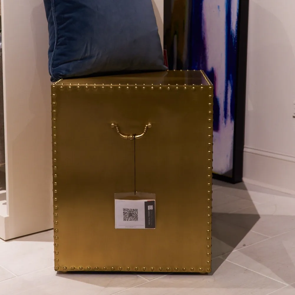 Bernhardt Argos 边几