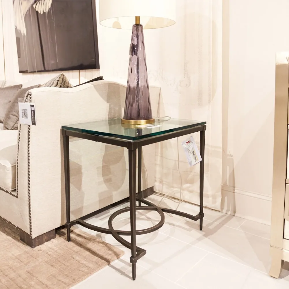 Bernhardt Palmer 边几