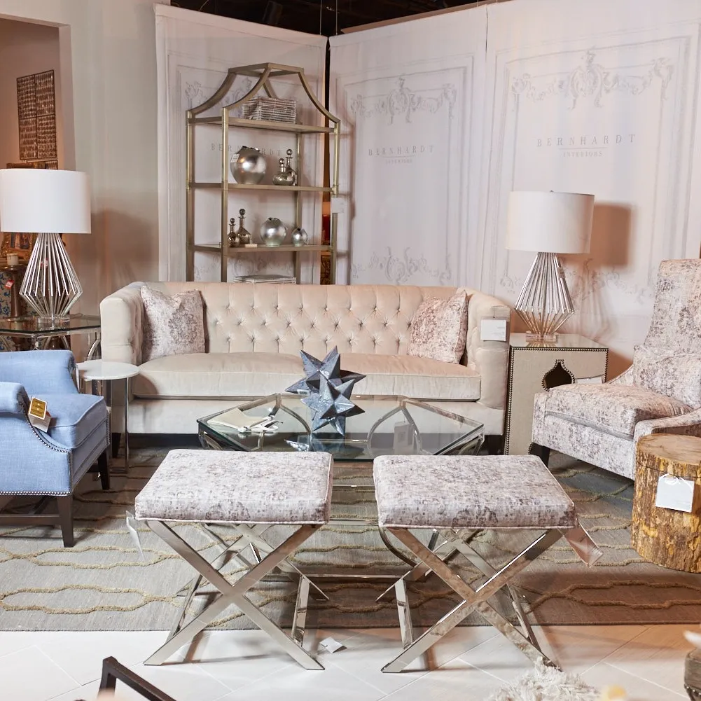 Bernhardt Campion 脚榻