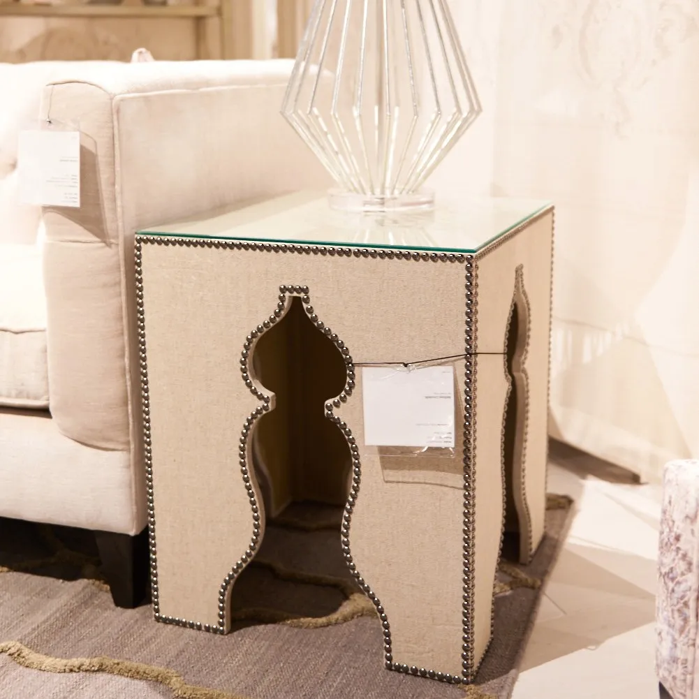 Bernhardt Fes 边几