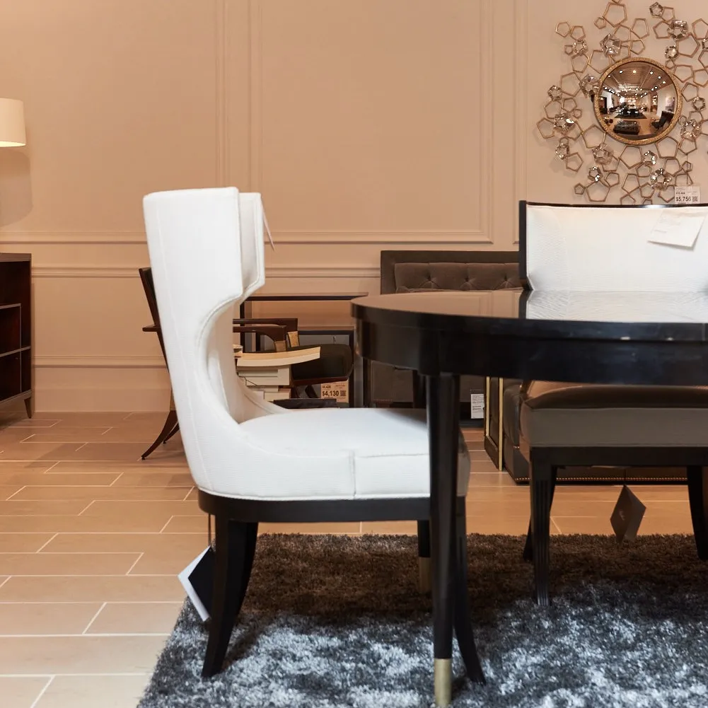 Baker MARAT UPHOLSTERED 餐椅