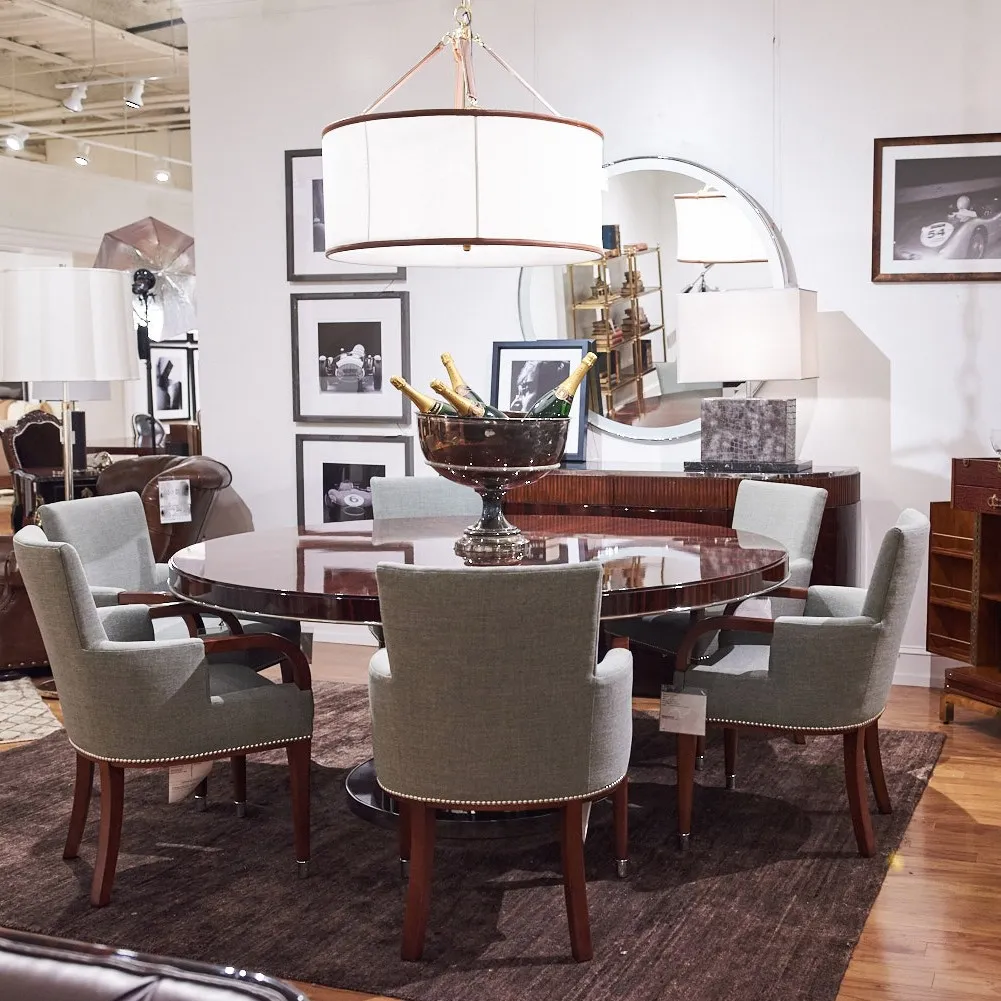 MODERN METROPOLIS 餐桌