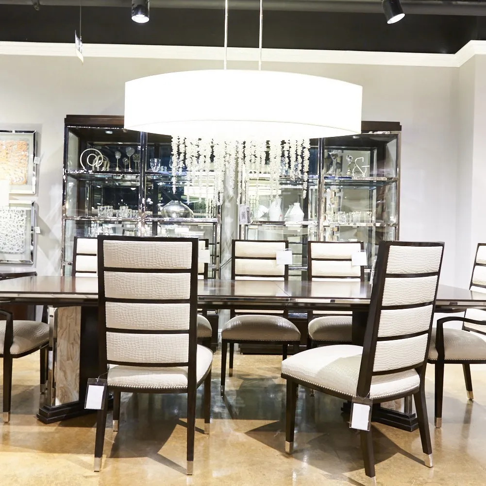 LAKE SHORE DRIVE 餐边椅