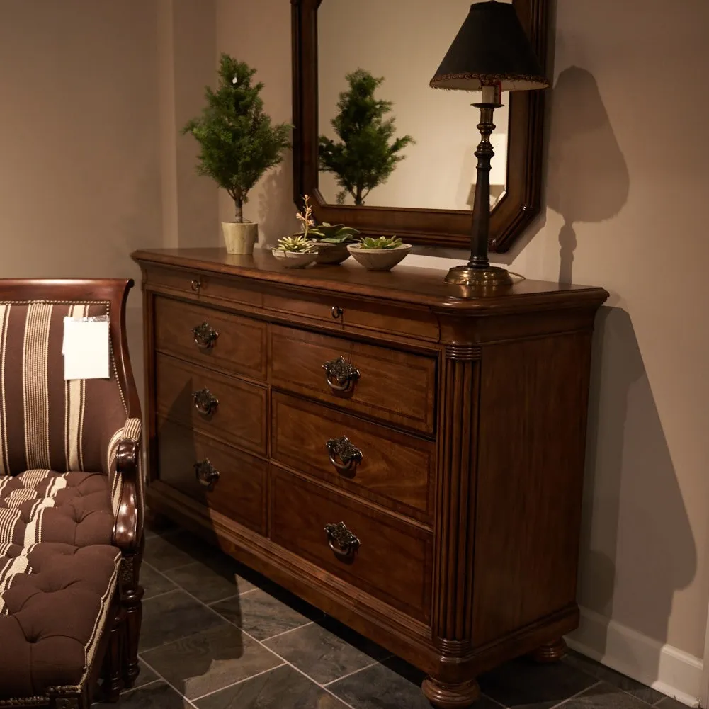 Thomasville HEMINGWAY MALAWI 梳妆台