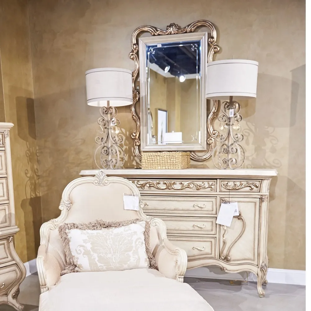 PLATINE DE ROYALE   挂镜