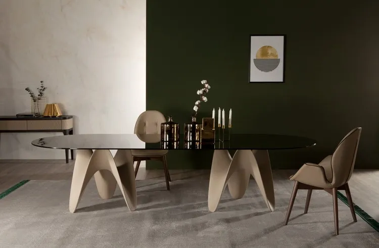 Gaya e Big Gaya 餐桌