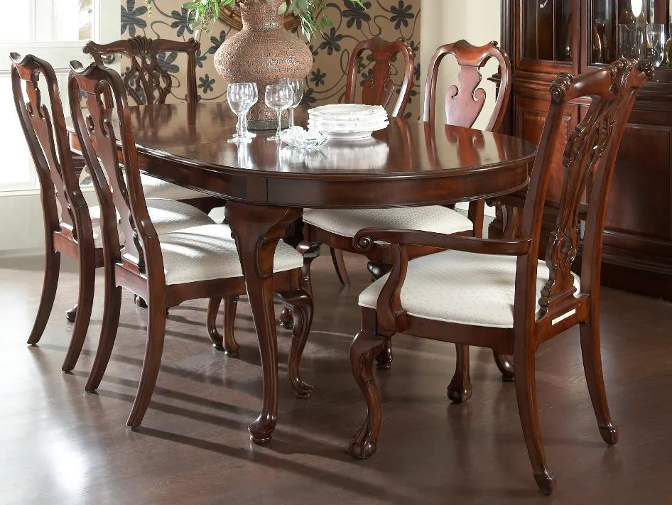 亚历山大扶手椅