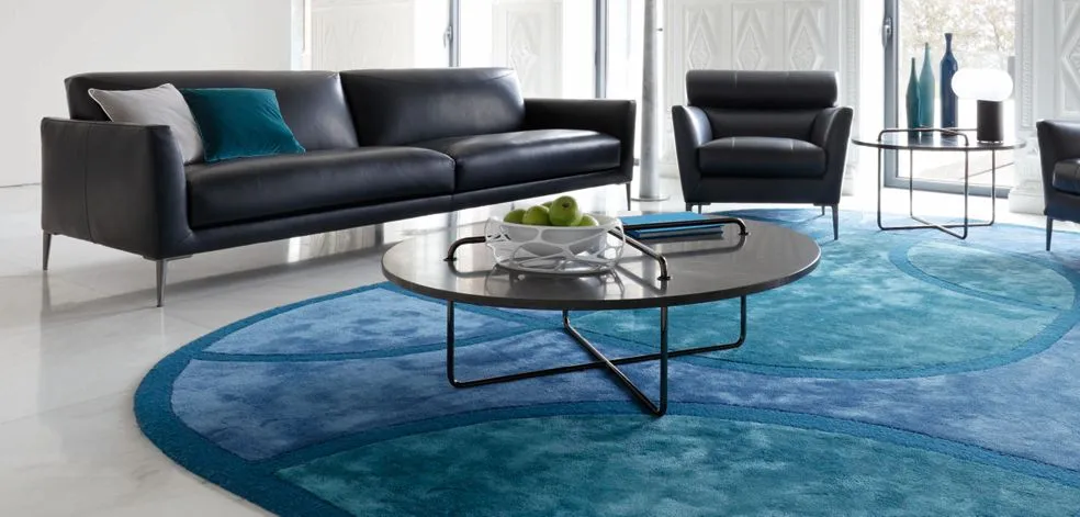 BUTTON COCKTAIL TABLE