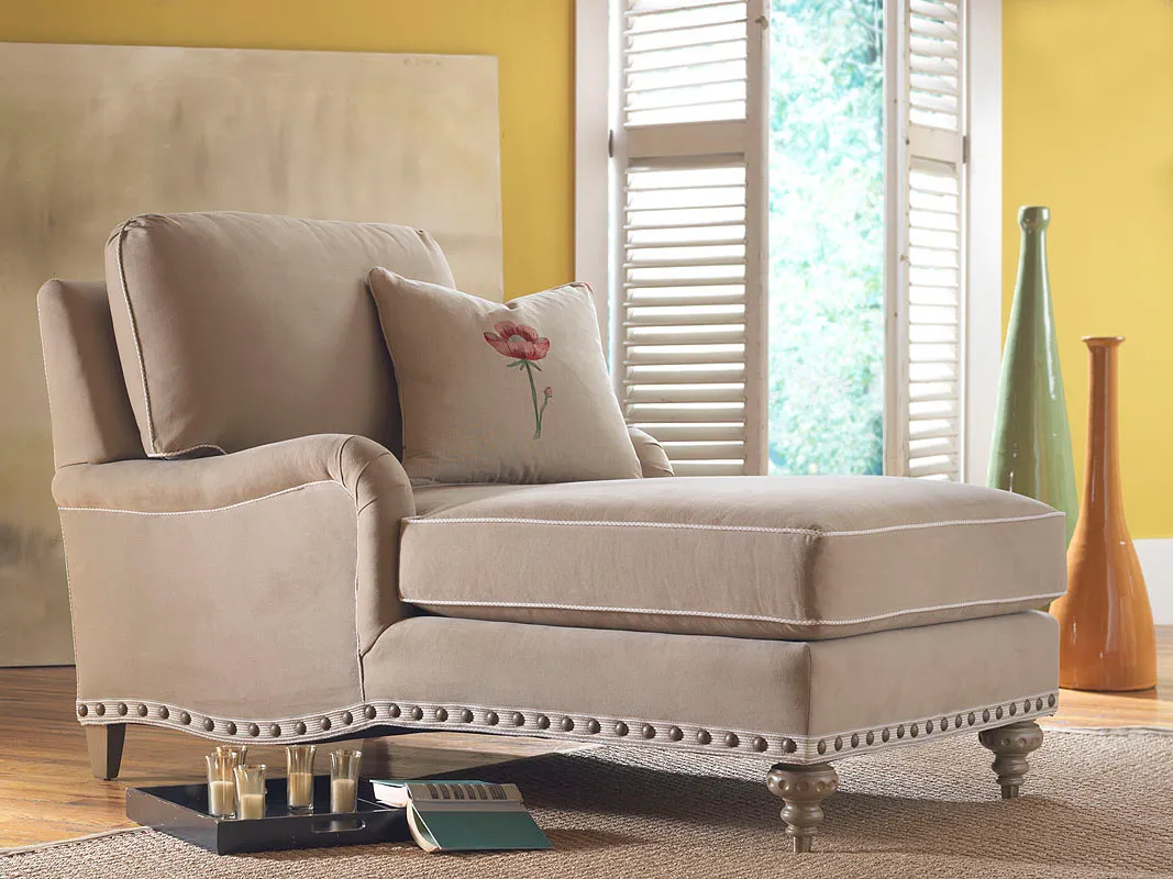 Gloucester Skirted Chaise