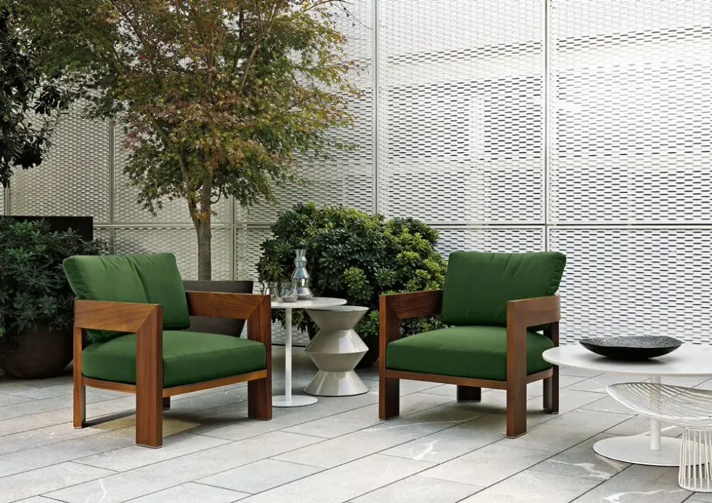 Warhol Iroko Outdoor