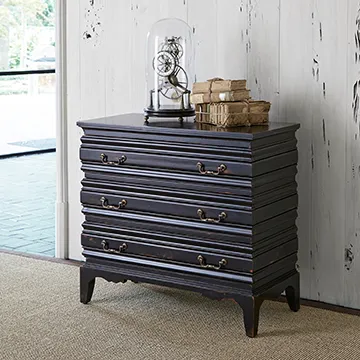 Ambella Bonita Chest