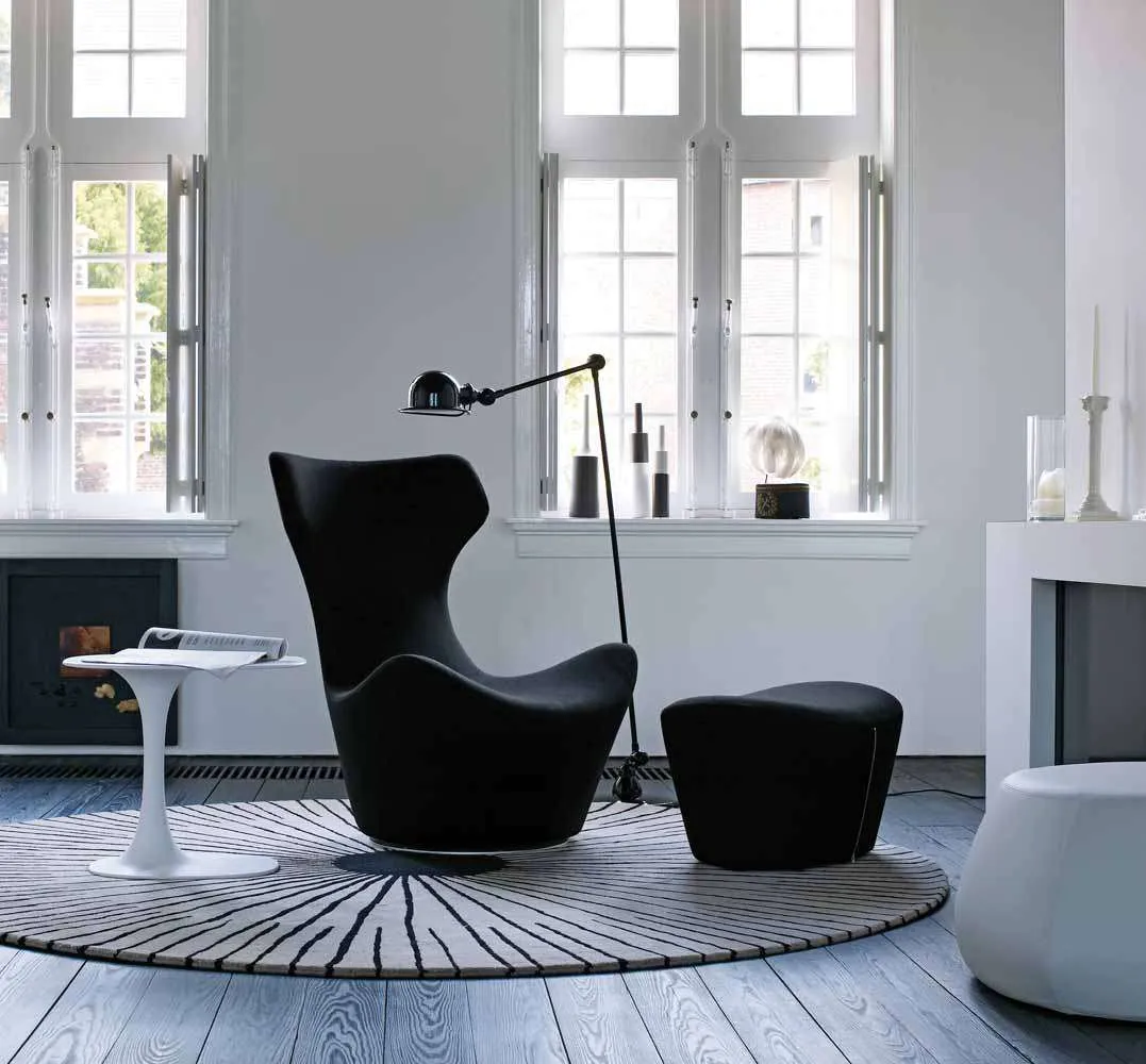 Grande Papilio Armchairs