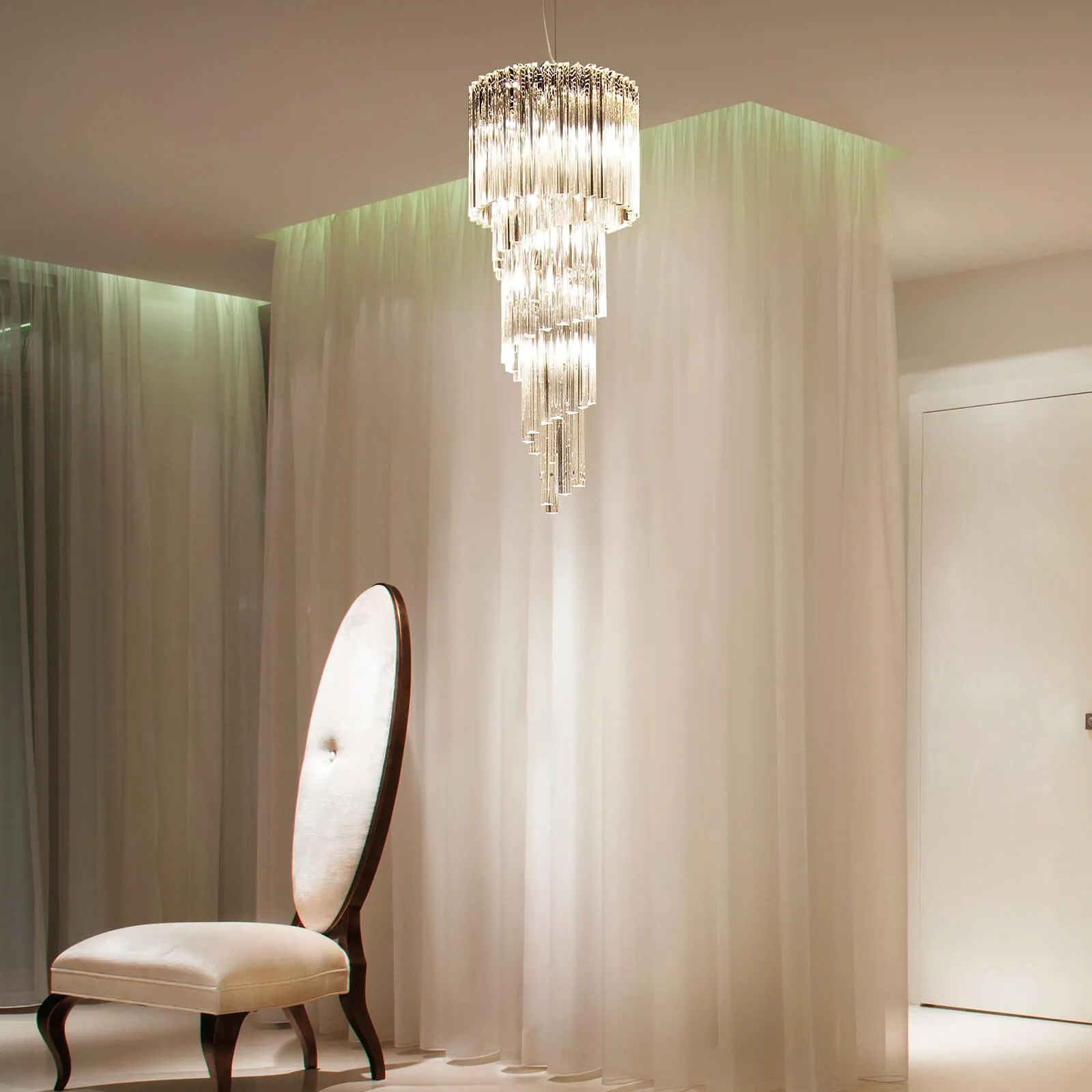 704