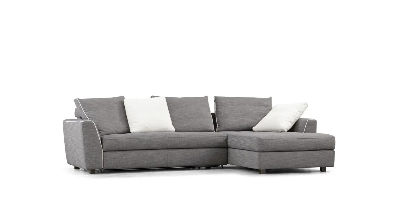 REVERSI CORNER COMPOSITION