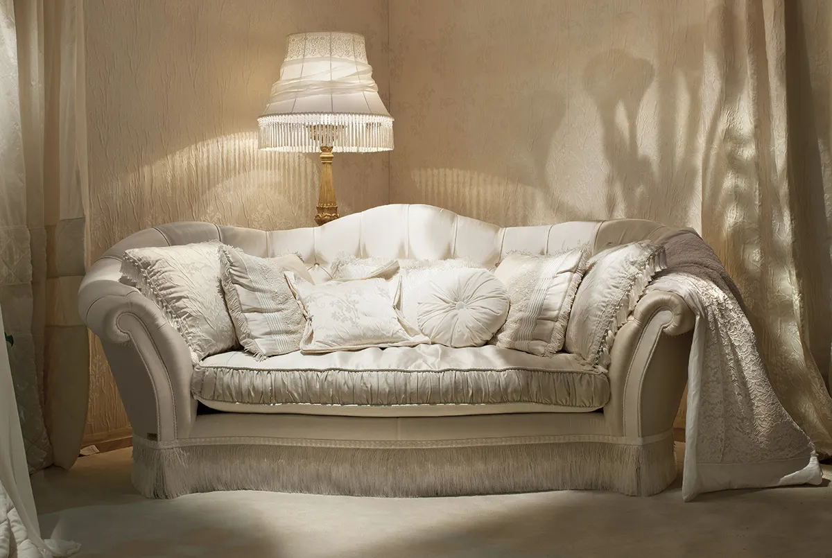 Venice hand carved bed