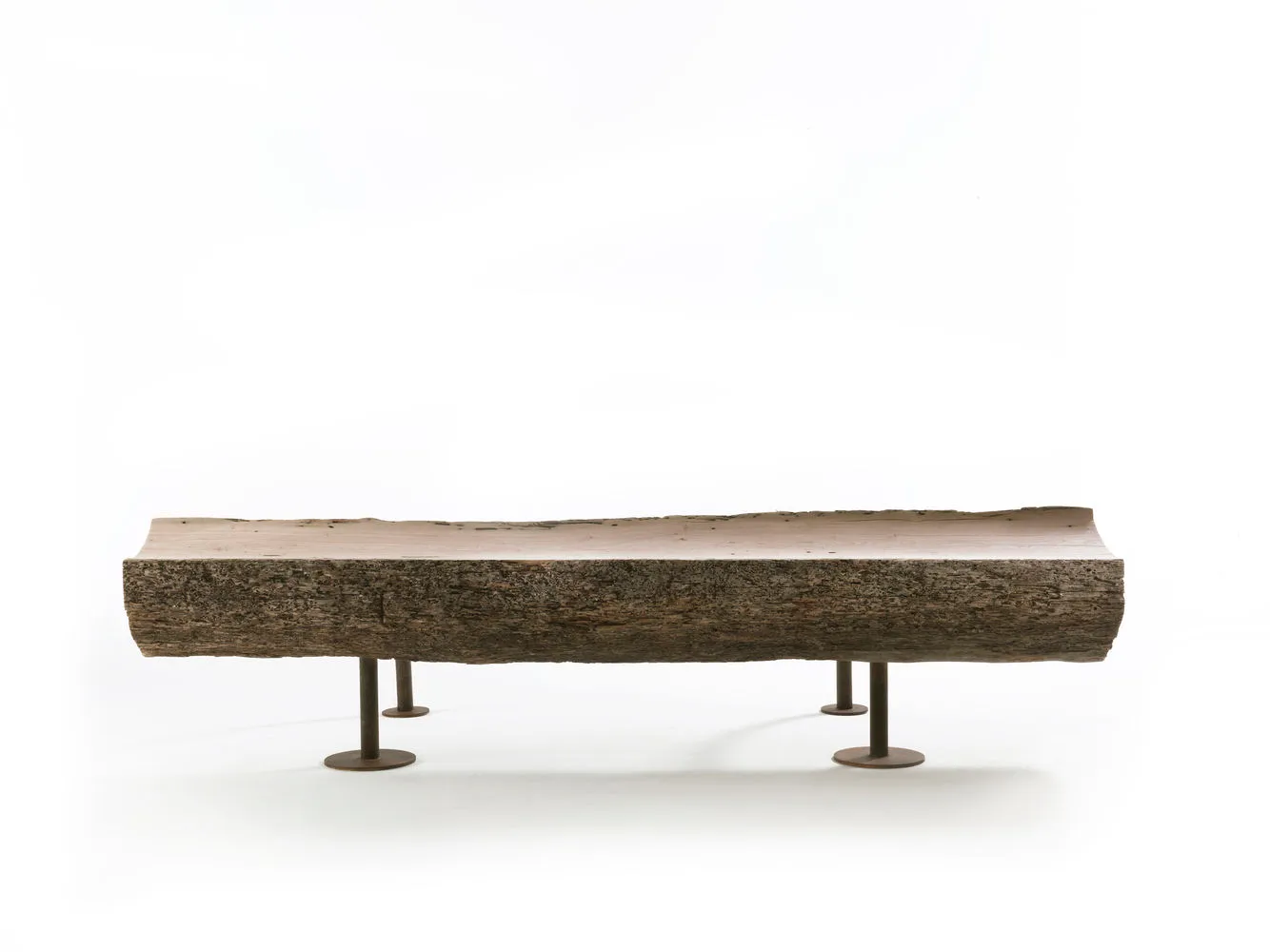 Divan: punto d'incontroRiccardo Arbizzoni