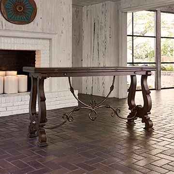 Ambella Hampshire Hunt Table