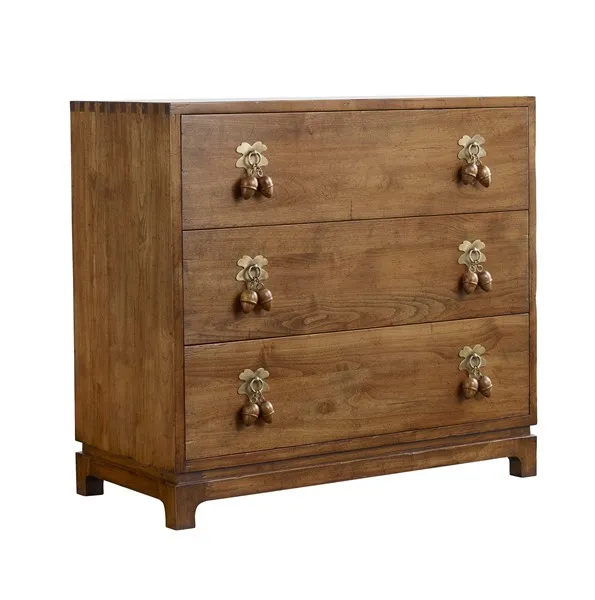 Acorn Chest