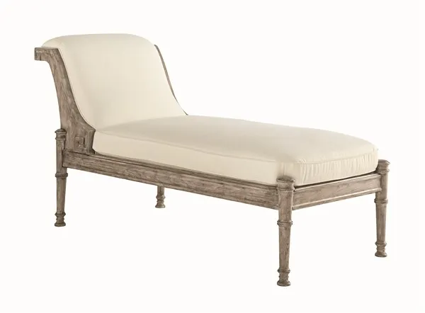Demetria Chaise