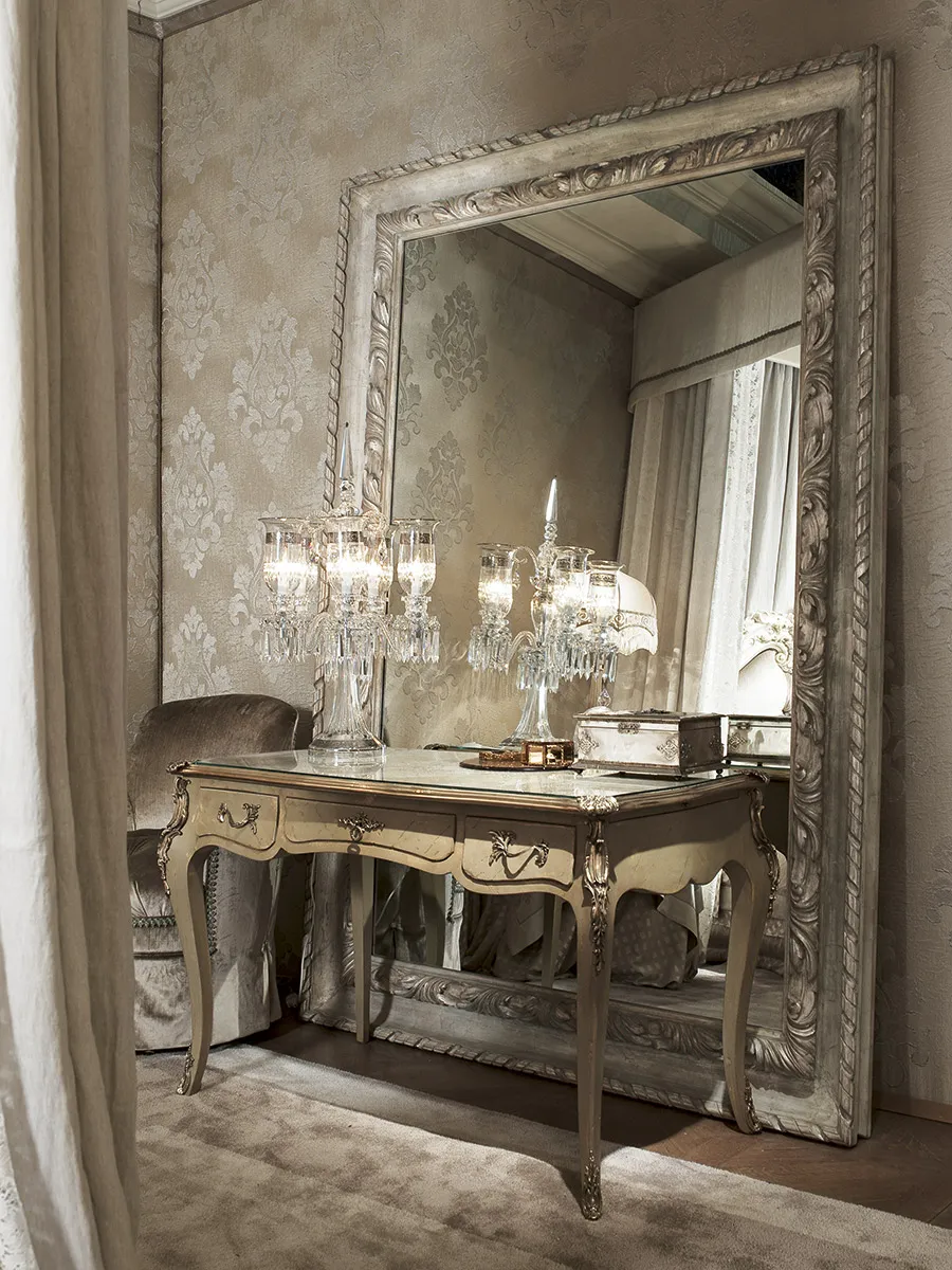 Lille armchair and Dormeuse