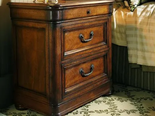 葡萄酒庄园式床头柜